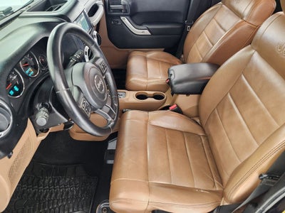 2012 Jeep Wrangler Unlimited Sahara