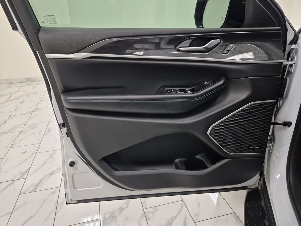 2022 Jeep Grand Cherokee 4xe Trailhawk