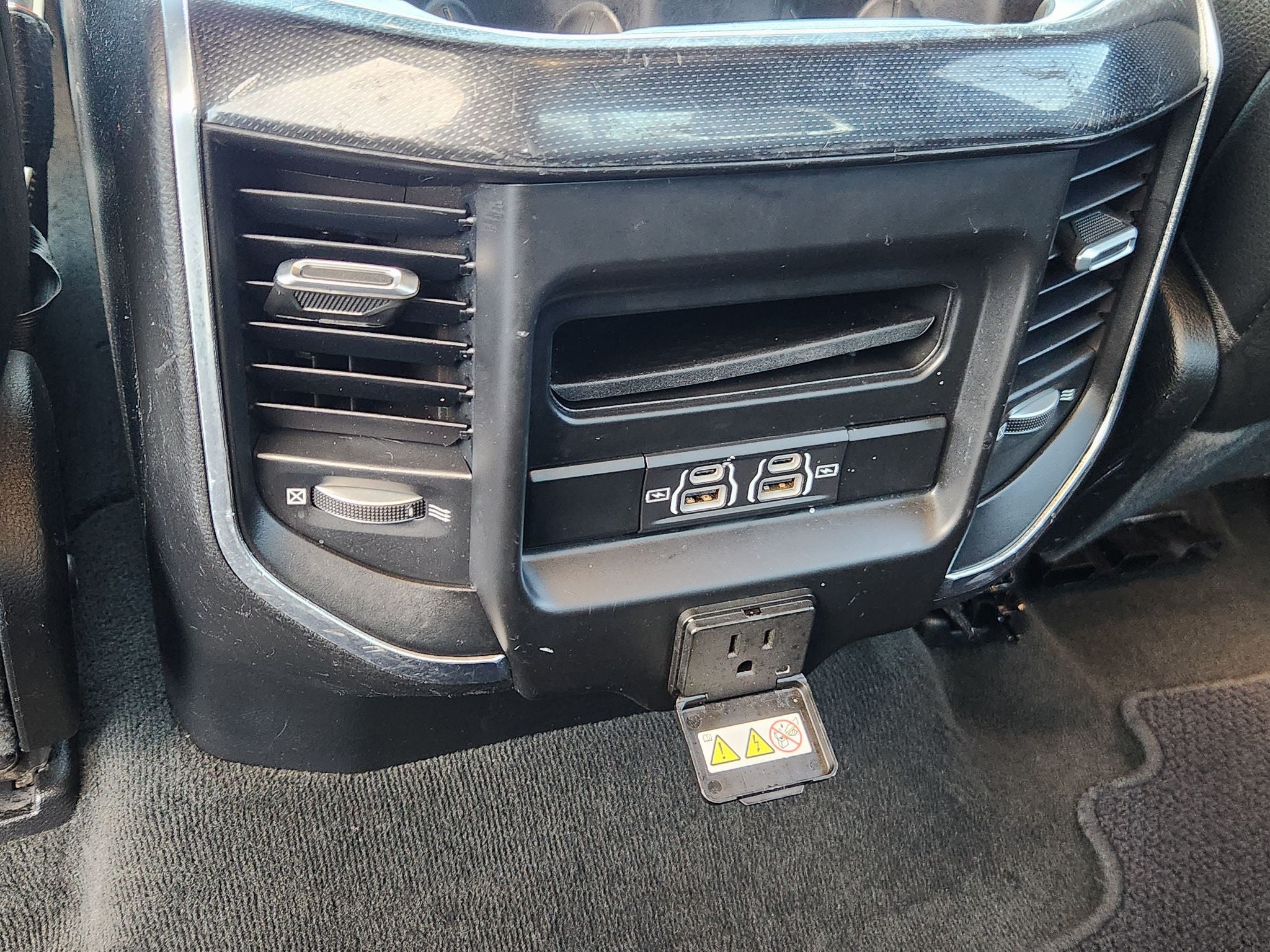2022 RAM Ram 1500 Laramie