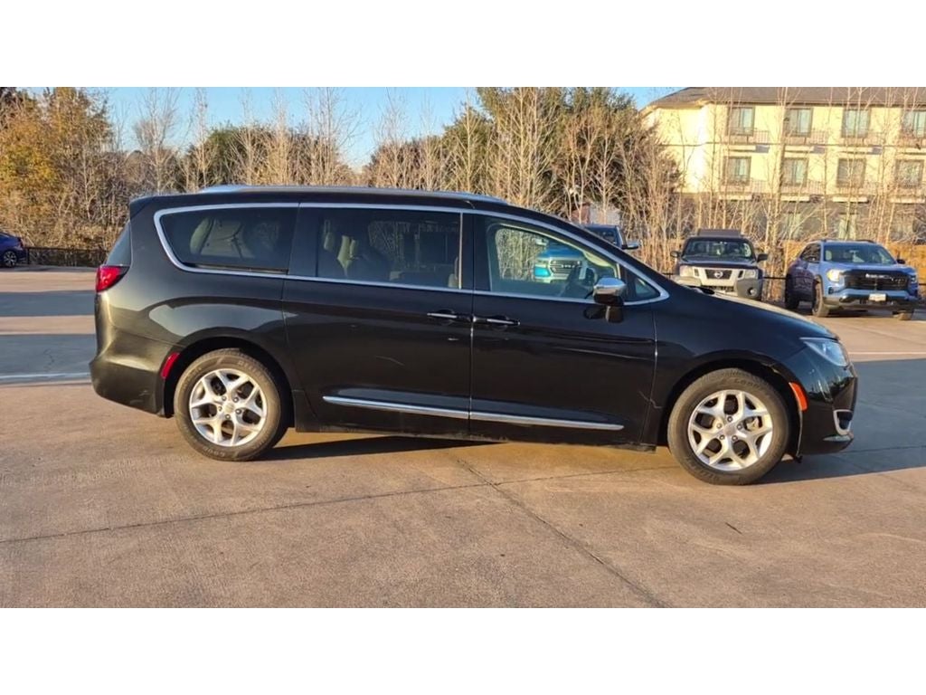 2020 Chrysler Pacifica Limited