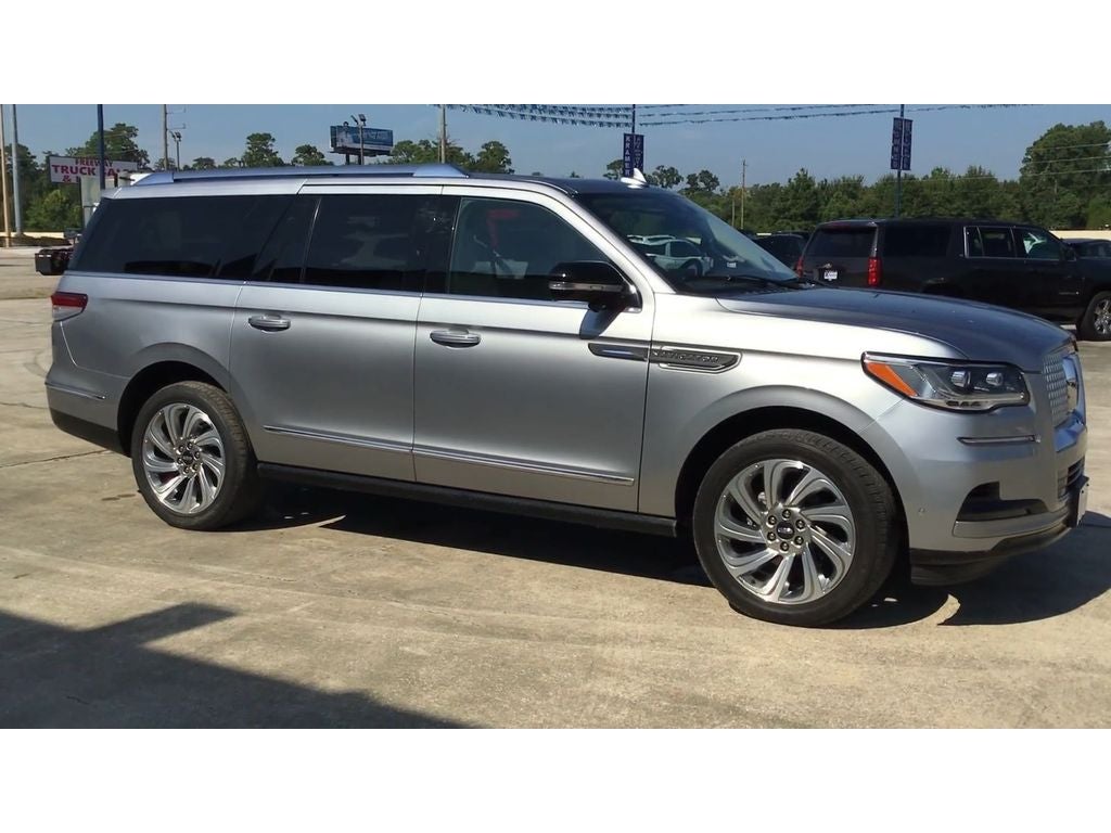 2023 Lincoln Navigator Reserve