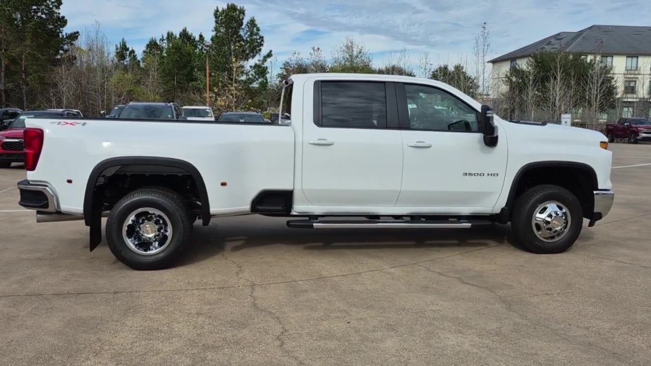 2026 Chevrolet Silverado 3500 HD LT DRW