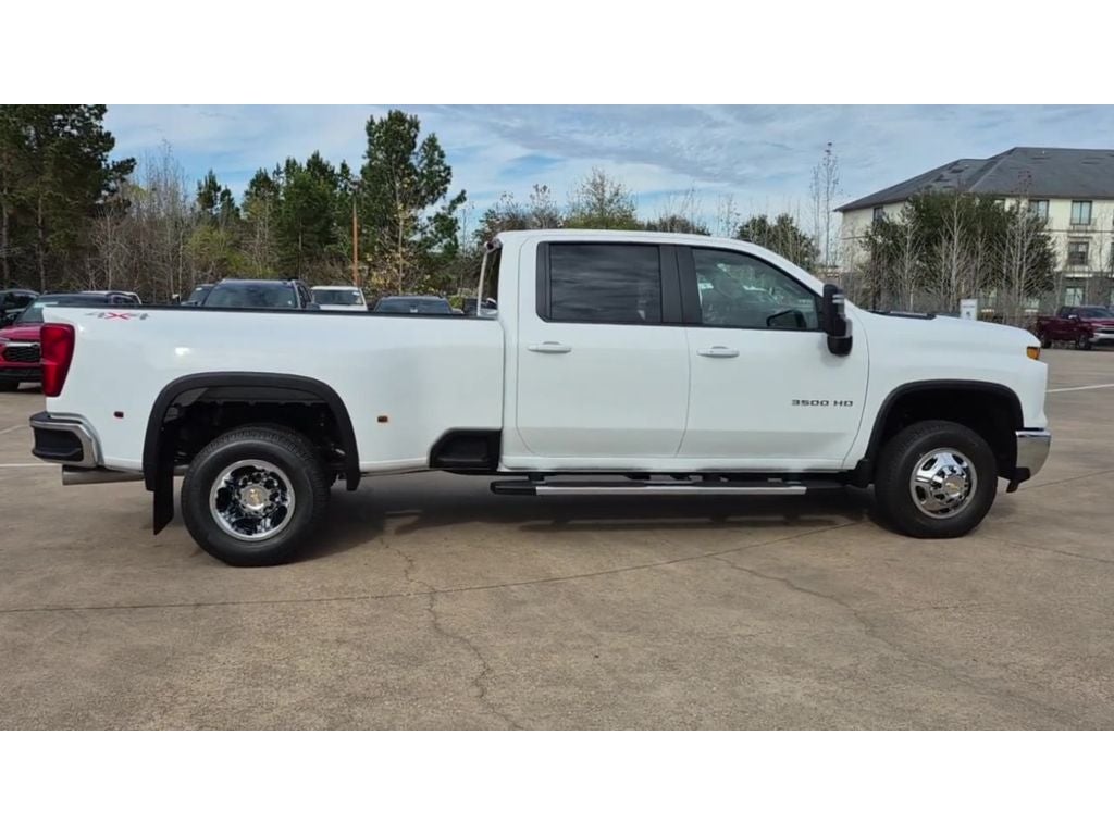2026 Chevrolet Silverado 3500 HD LT DRW