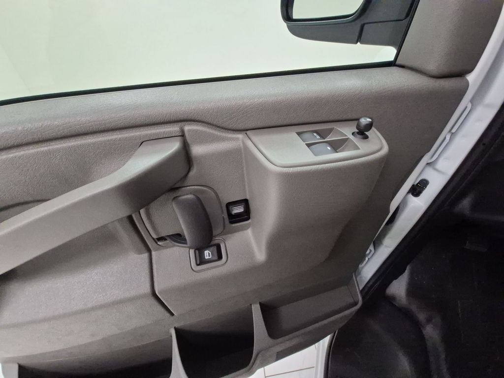 2025 GMC Savana Cargo 2500 Work Van