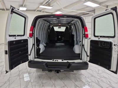 2025 GMC Savana Cargo 2500 Work Van