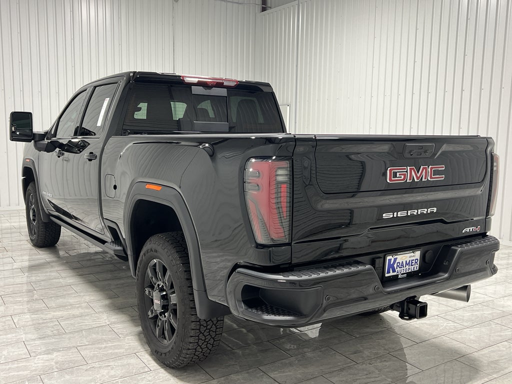 2025 GMC Sierra 2500 HD AT4