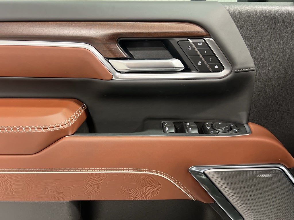 2026 GMC Sierra 3500 HD Denali Ultimate DRW