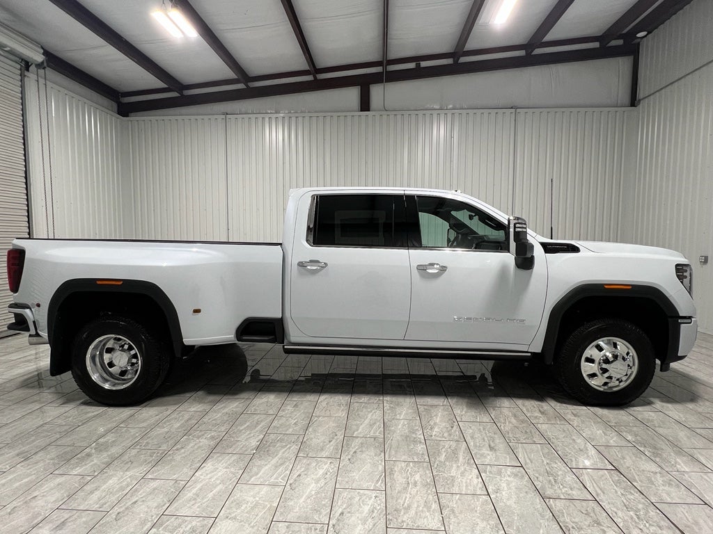 2026 GMC Sierra 3500 HD Denali Ultimate DRW