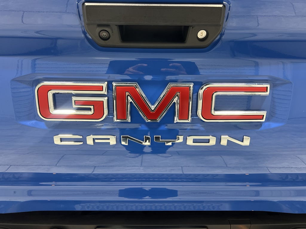 2025 GMC Canyon Elevation