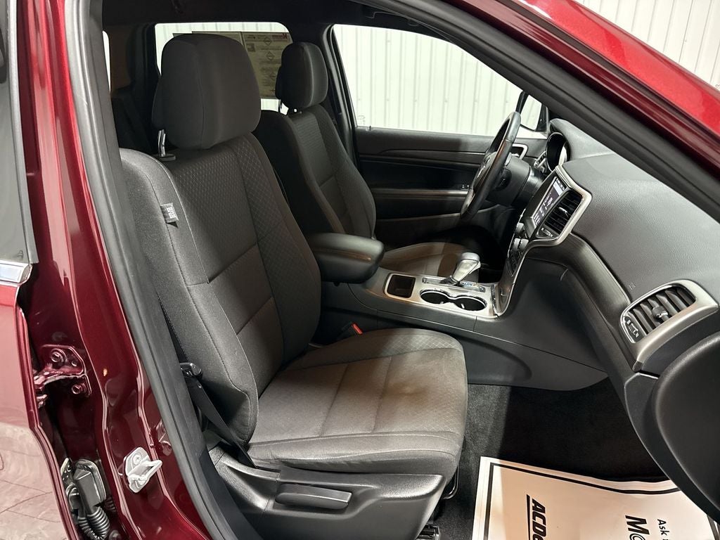 2018 Jeep Grand Cherokee Laredo E 4x2