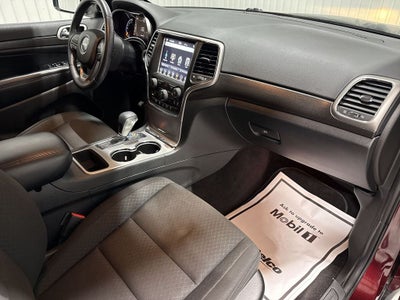 2018 Jeep Grand Cherokee Laredo E 4x2