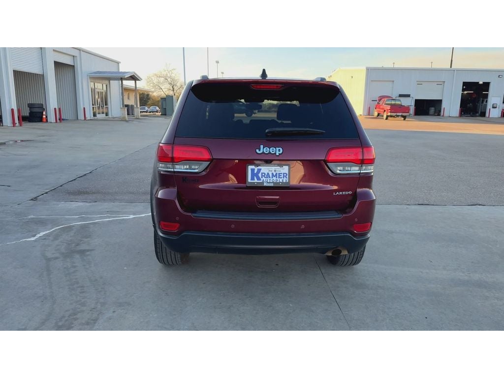 2018 Jeep Grand Cherokee Laredo E 4x2