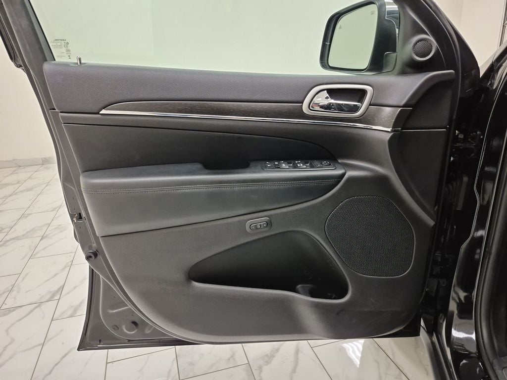 2018 Jeep Grand Cherokee Limited 4x2