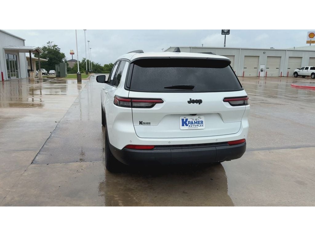 2025 Jeep Grand Cherokee L Altitude X 4x2