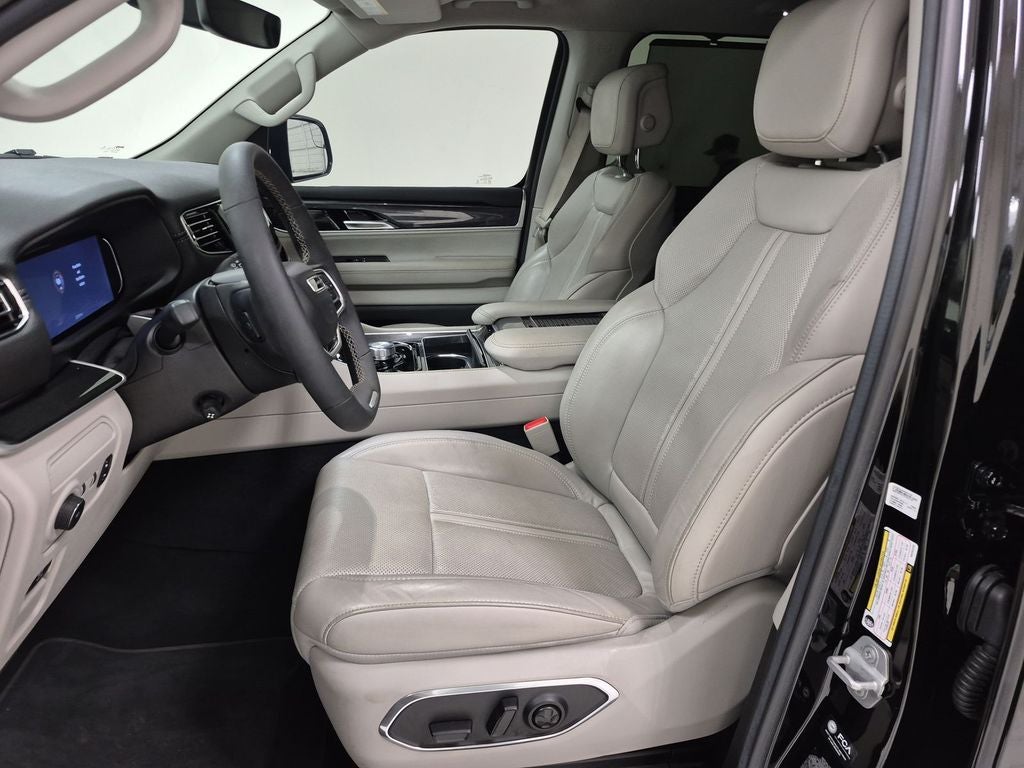 2022 Jeep Wagoneer Series I 4x2