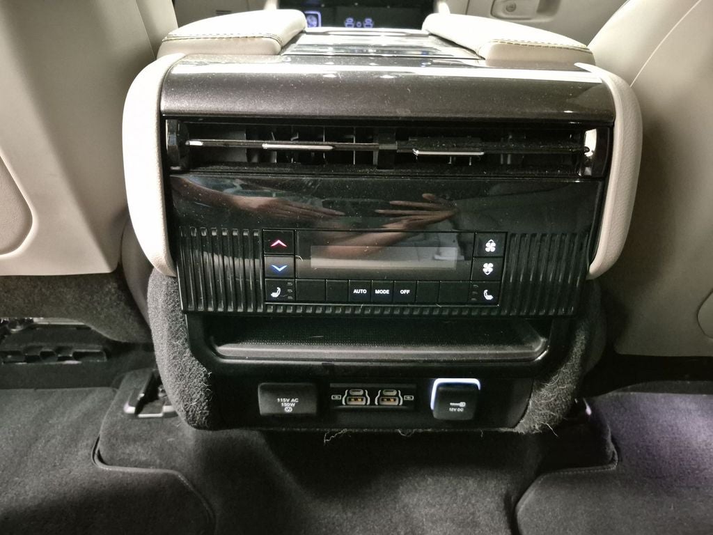 2022 Jeep Wagoneer Series I 4x2