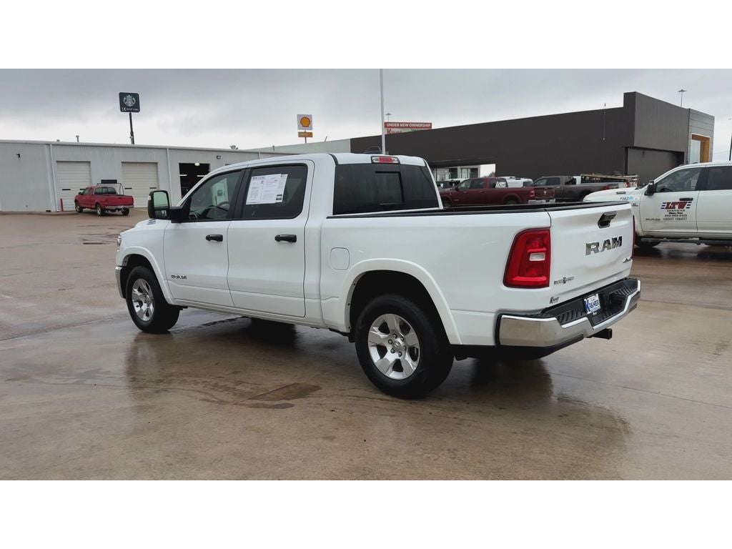2025 RAM 1500 Lone Star Crew Cab 4x4 5'7' Box