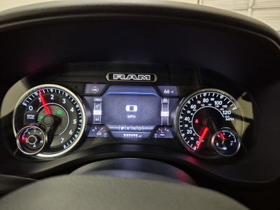 2020 RAM 1500 Lone Star Crew Cab 4x4 5'7' Box