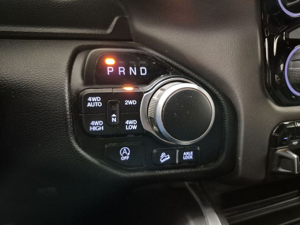 2020 RAM 1500 Lone Star Crew Cab 4x4 5'7' Box