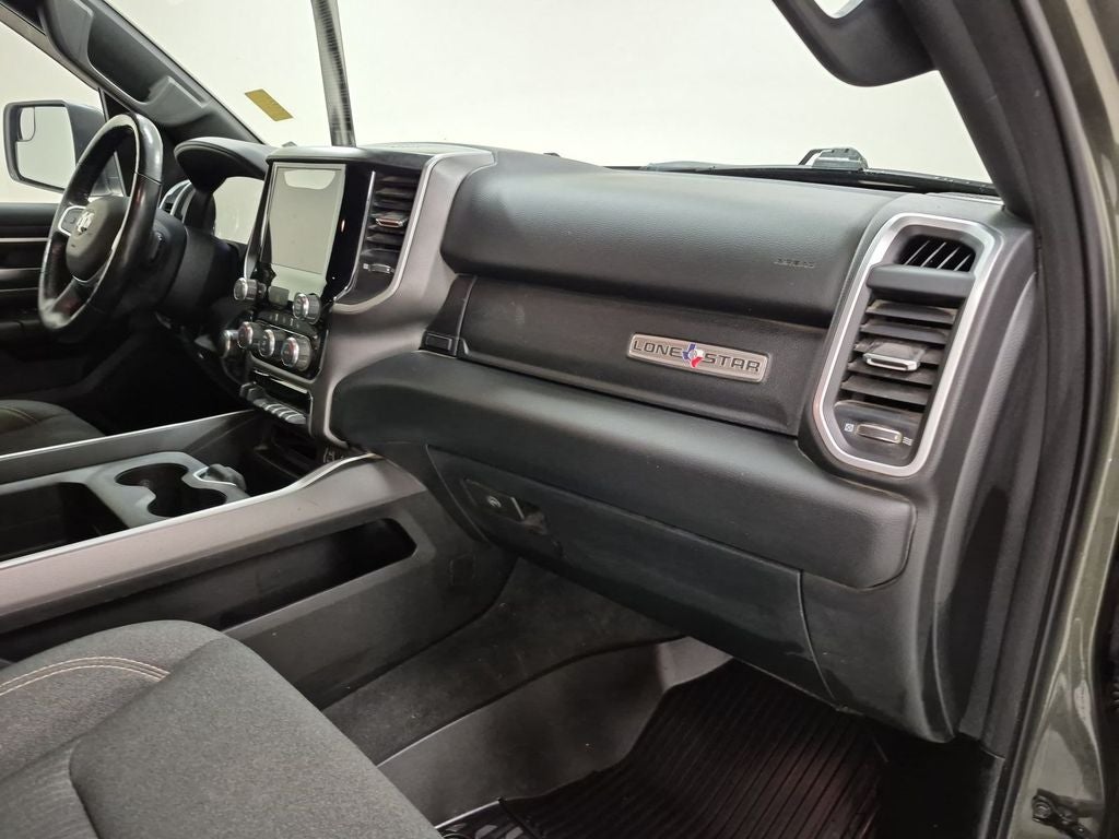 2020 RAM 1500 Lone Star Crew Cab 4x4 5'7' Box