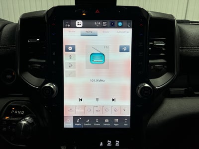 2025 RAM 1500 Laramie Crew Cab 4x4 5'7' Box