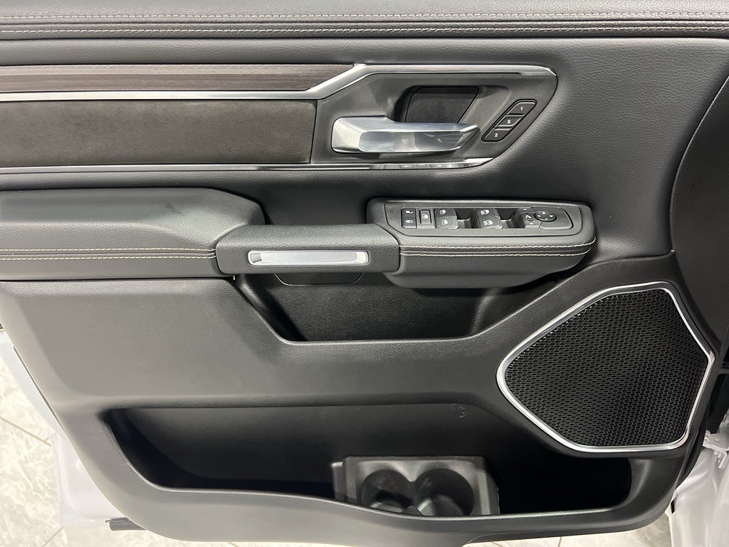 2025 RAM 1500 Laramie Crew Cab 4x4 5'7' Box