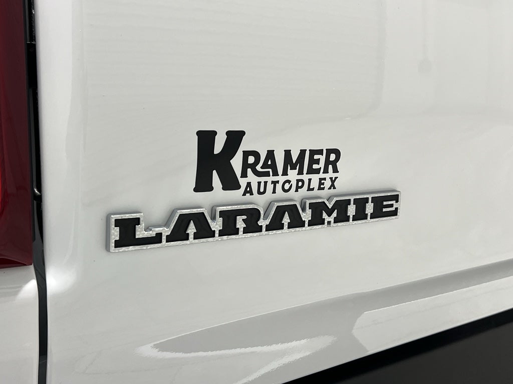 2025 RAM 1500 Laramie Crew Cab 4x4 5'7' Box
