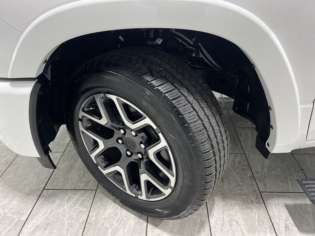 2025 RAM 1500 Laramie Crew Cab 4x4 5'7' Box