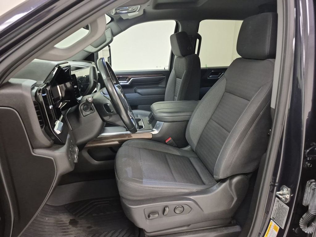 2024 Chevrolet Silverado 2500HD 4WD Crew Cab Standard Bed LT