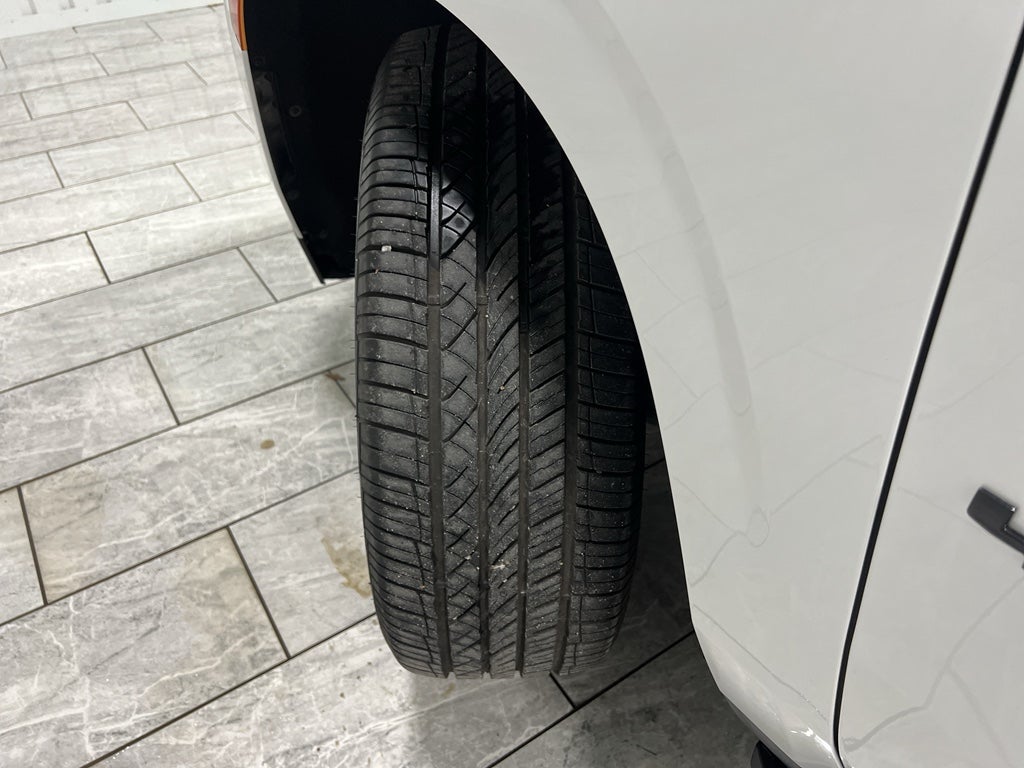 2022 GMC Yukon 2WD SLT