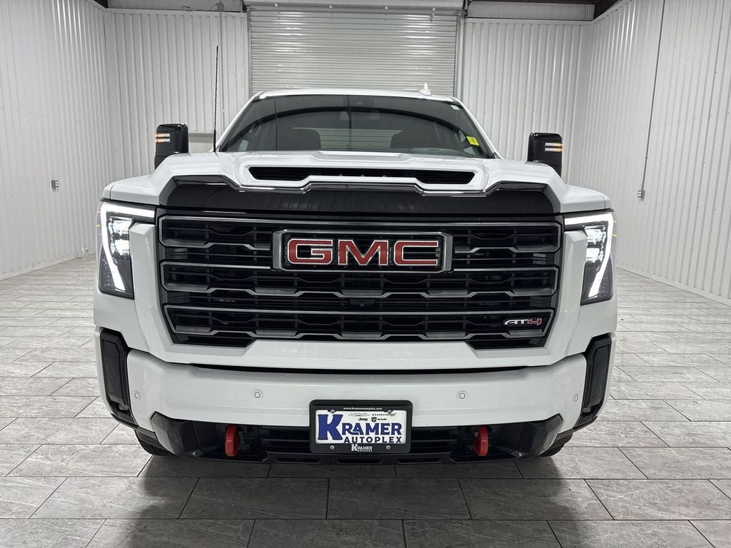 2025 GMC Sierra 2500HD 4WD Crew Cab Standard Bed AT4