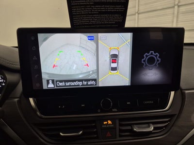 2023 Nissan Altima SL FWD