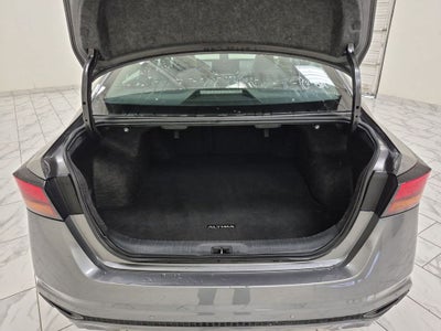 2023 Nissan Altima SL FWD