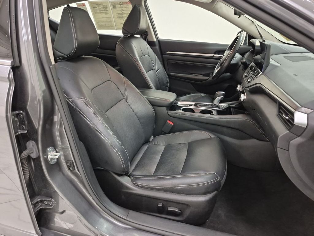 2023 Nissan Altima SL FWD