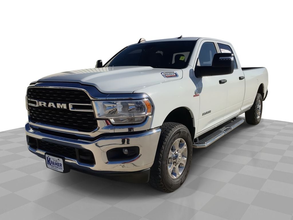2024 RAM 3500 Big Horn Crew Cab 4x4 8' Box