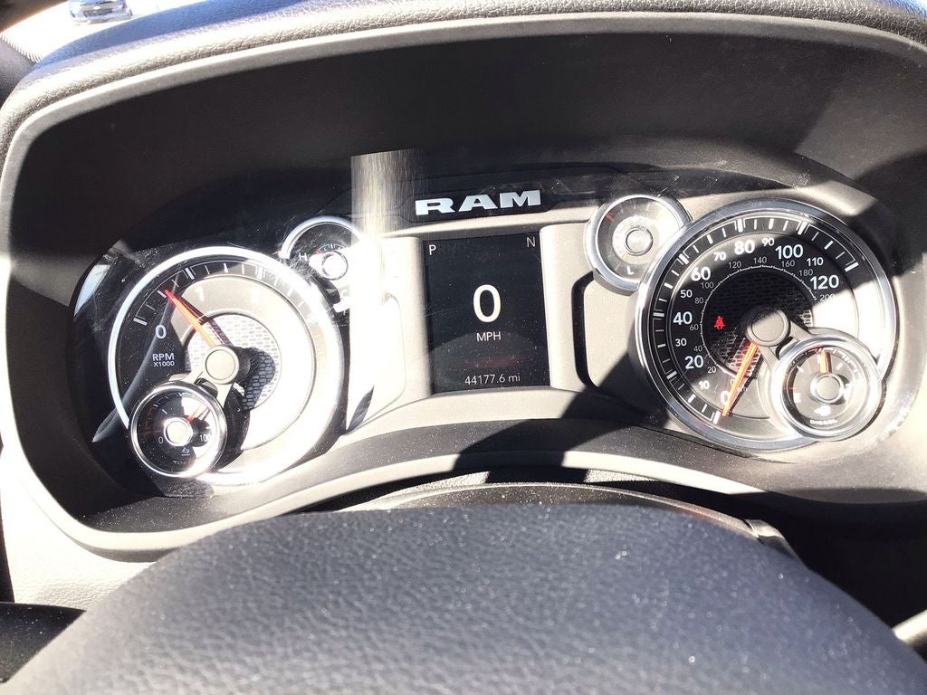 2024 RAM 3500 Big Horn Crew Cab 4x4 8' Box