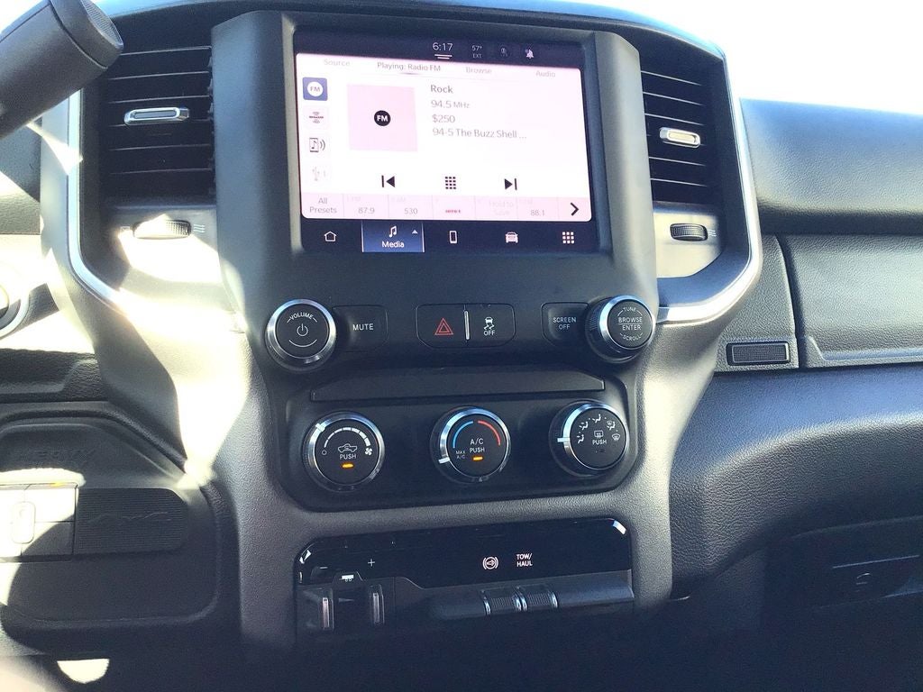 2024 RAM 3500 Big Horn Crew Cab 4x4 8' Box