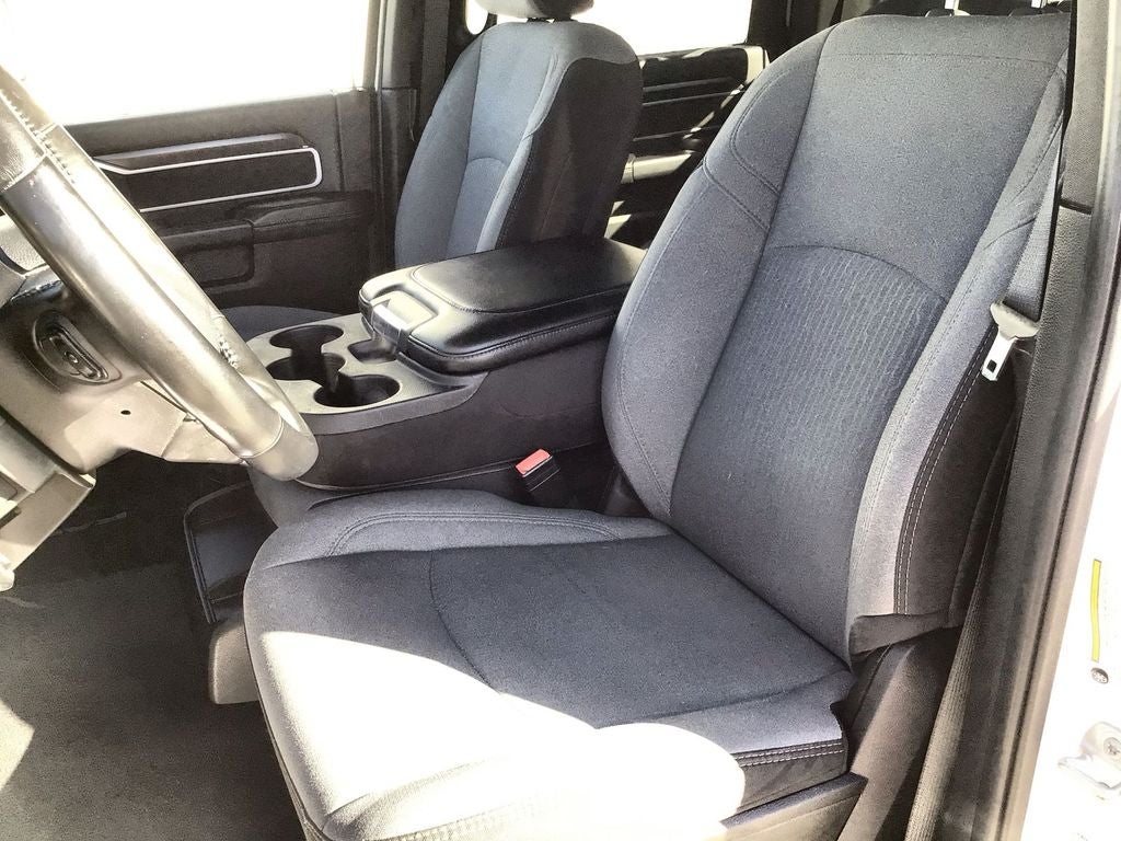 2024 RAM 3500 Big Horn Crew Cab 4x4 8' Box