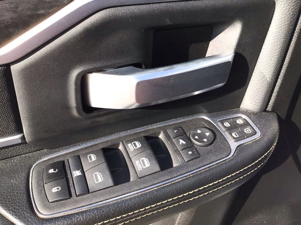 2024 RAM 3500 Big Horn Crew Cab 4x4 8' Box