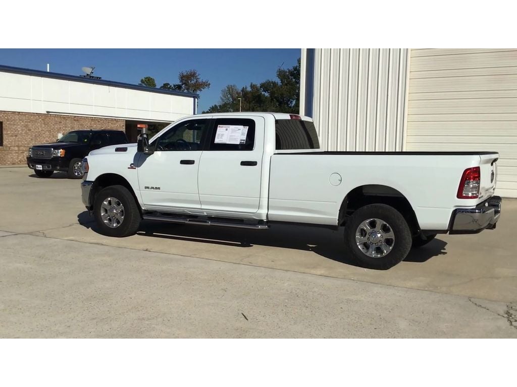 2024 RAM 3500 Big Horn Crew Cab 4x4 8' Box