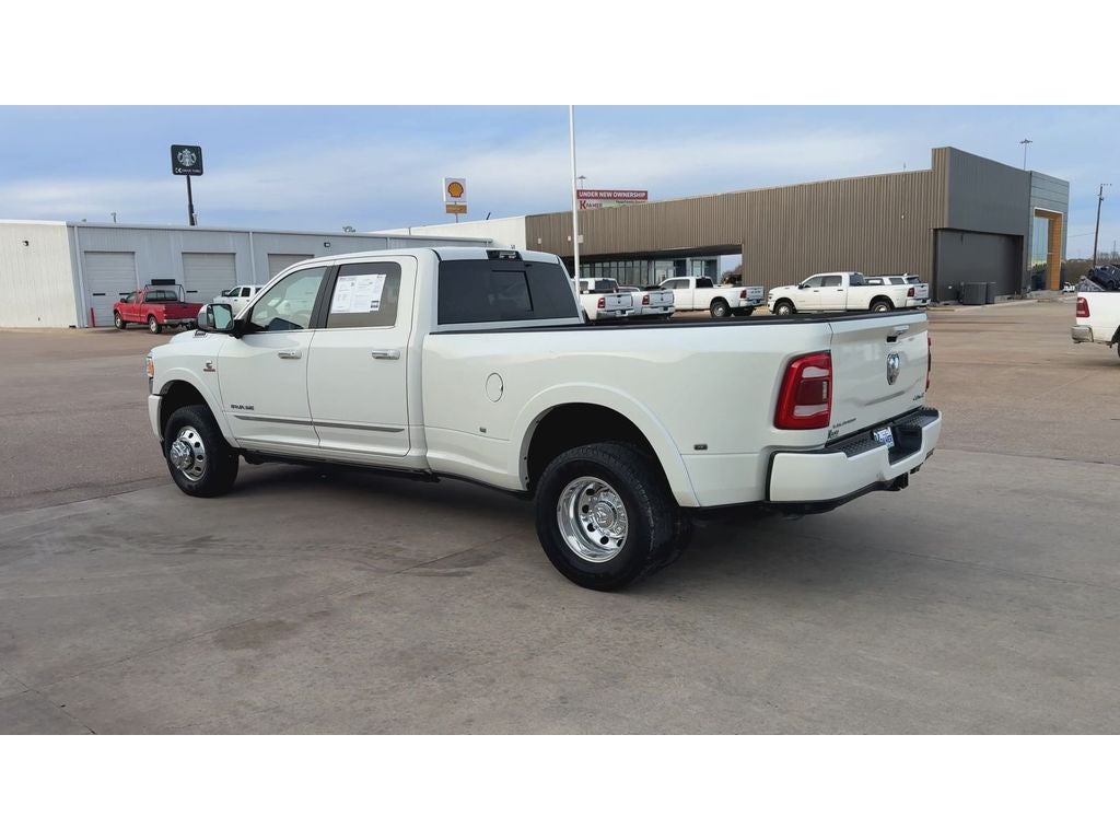 2021 RAM 3500 Limited Crew Cab 4x4 8' Box