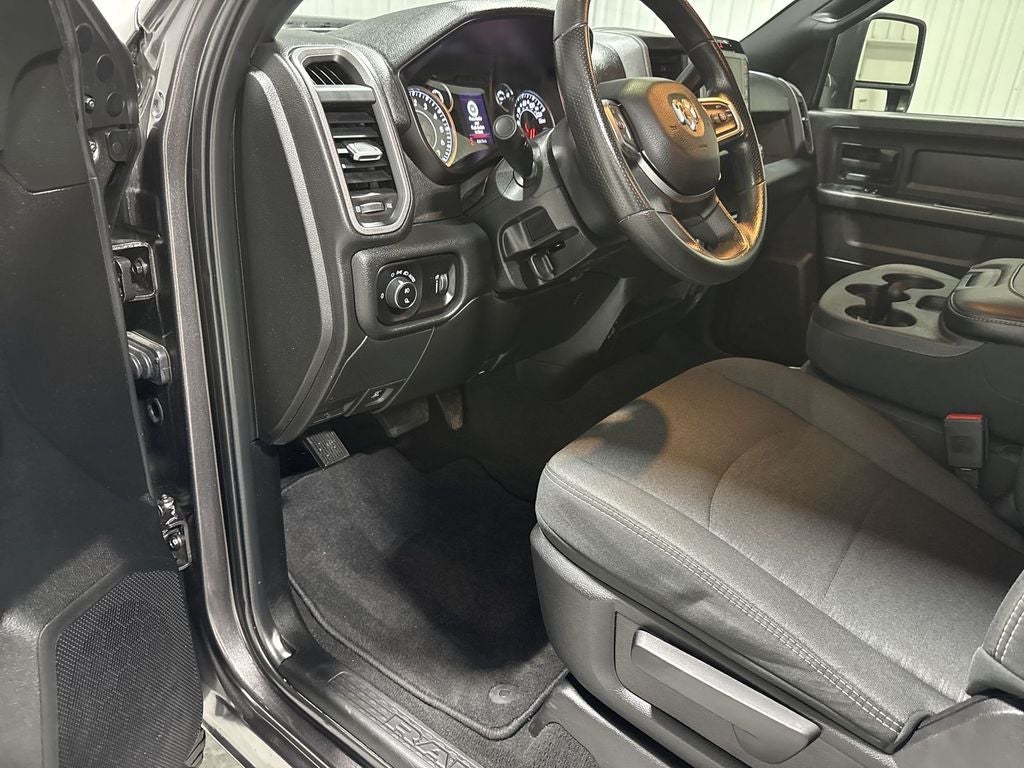 2025 RAM 2500 Tradesman Crew Cab 4x4 6'4' Box
