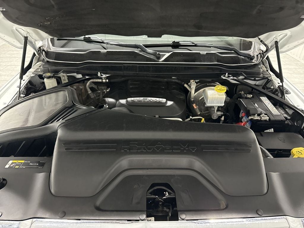 2022 RAM 2500 Laramie Crew Cab 4x4 6'4' Box