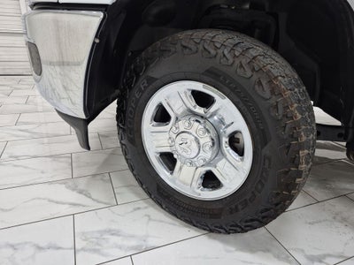 2023 RAM 2500 Tradesman Crew Cab 4x4 8' Box