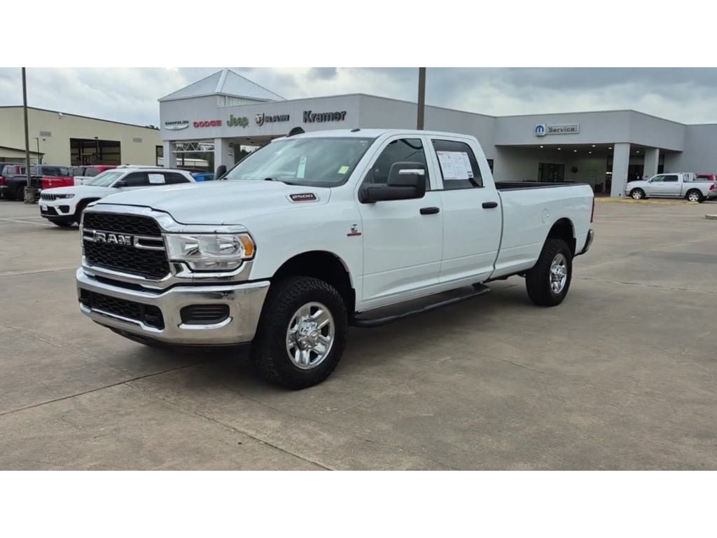 2023 RAM 2500 Tradesman Crew Cab 4x4 8' Box