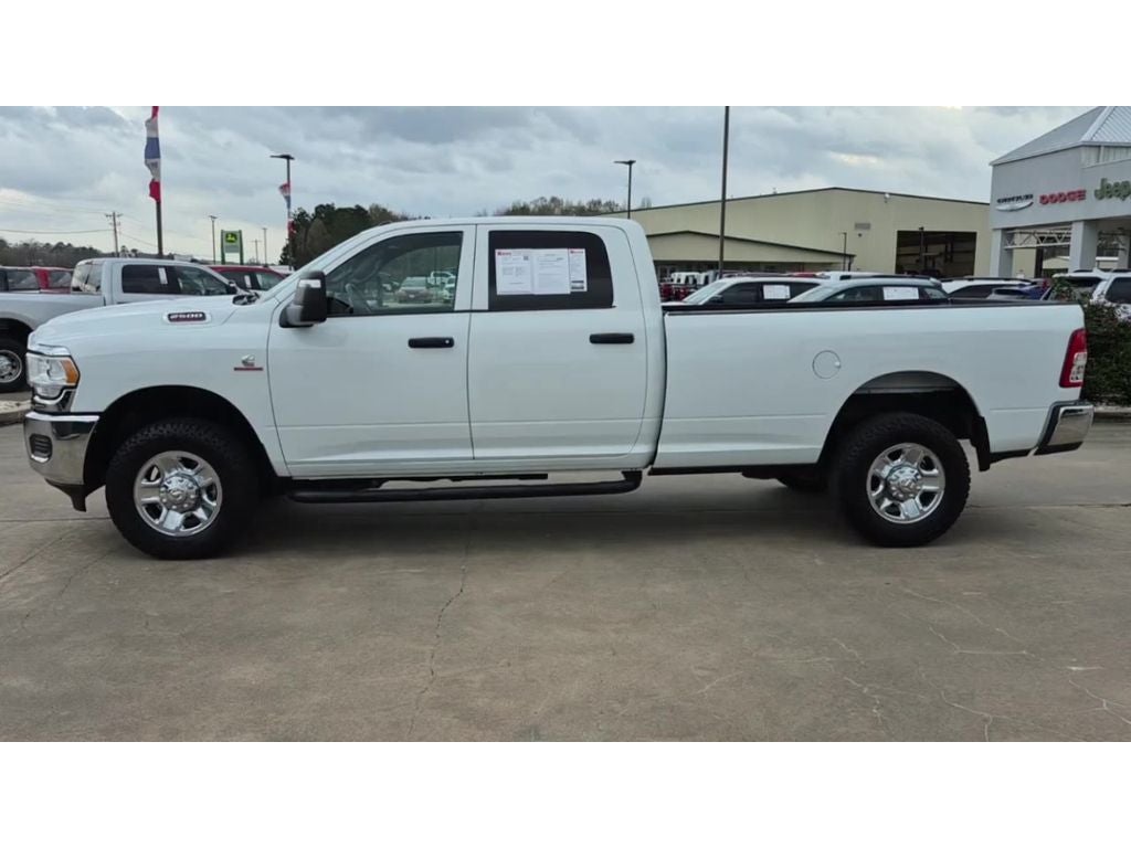 2023 RAM 2500 Tradesman Crew Cab 4x4 8' Box
