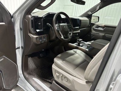 2024 Chevrolet Silverado 1500 4WD Crew Cab Short Bed RST