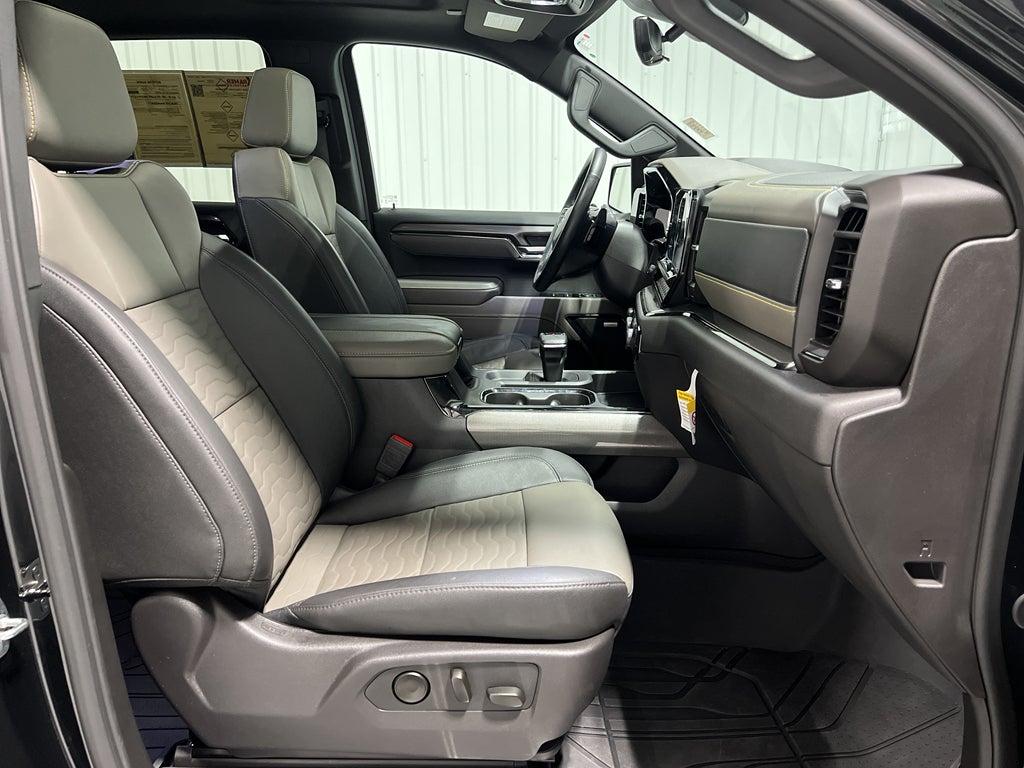 2024 Chevrolet Silverado 1500 4WD Crew Cab Short Bed ZR2