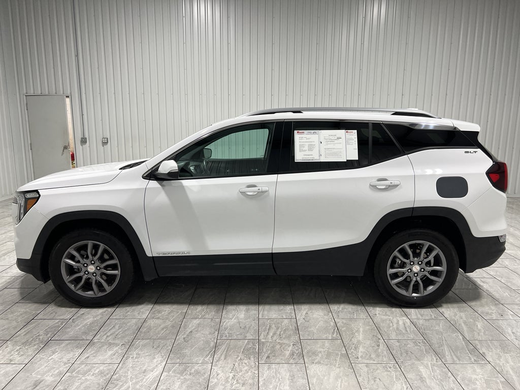 2024 GMC Terrain AWD SLT