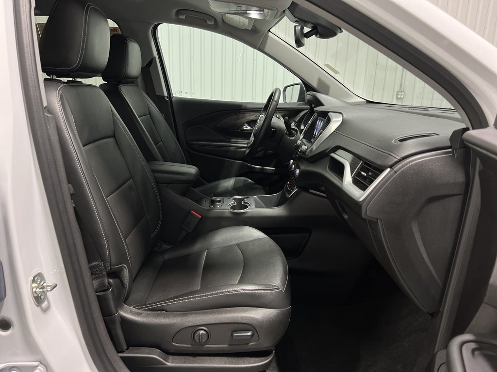 2024 GMC Terrain AWD SLT